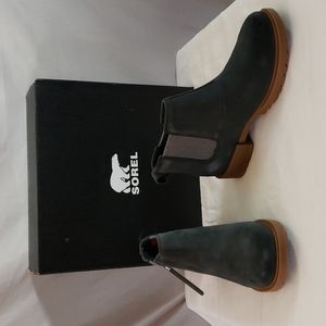 NEW Sorel Emelie Waterproof Chelsea Boot